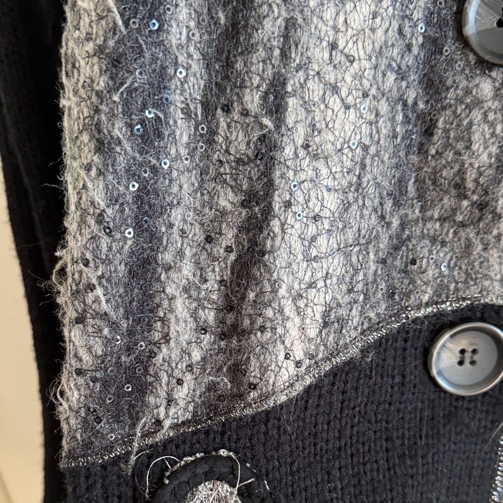 Sioni Black/Gray Mixed Media Cardigan -Size M - Picture 9 of 11